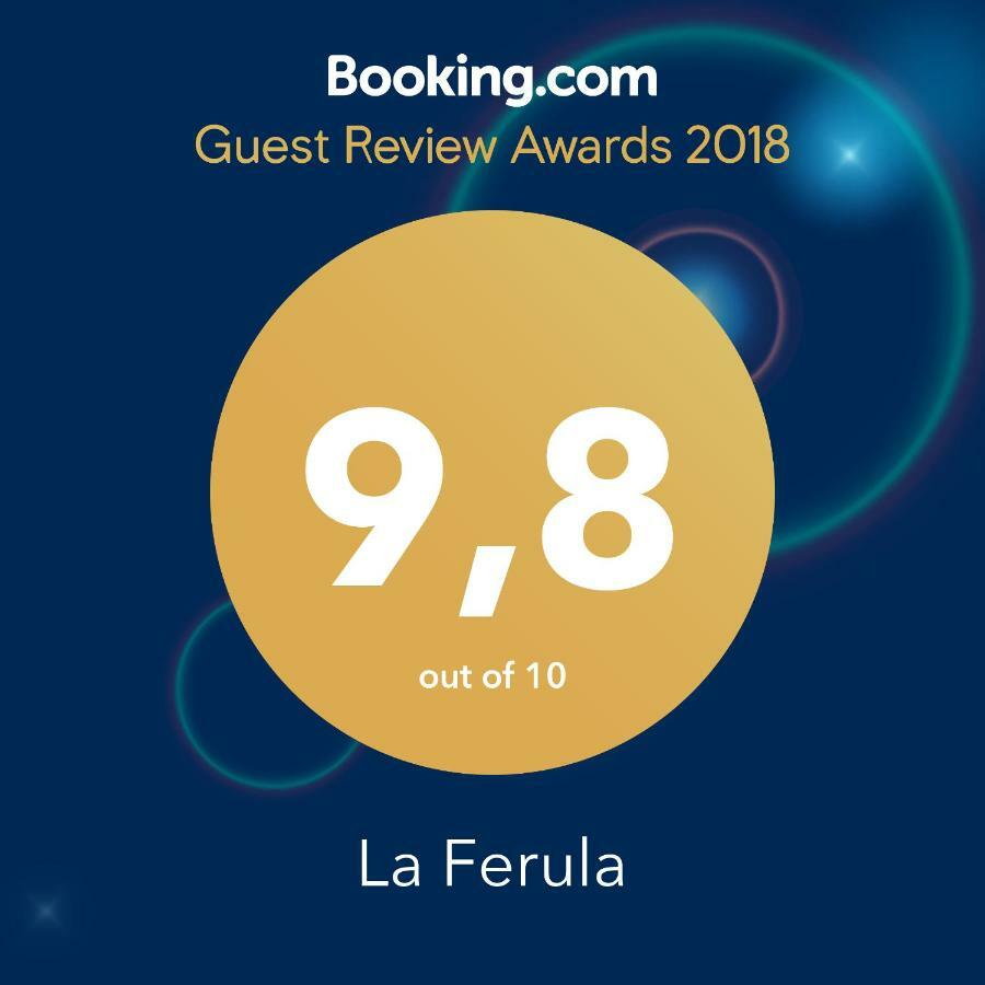 La Ferula Villa Laterza Luaran gambar